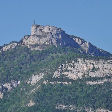Superbe Appartement - Parking Gratuit - 4 Personnes Chambéry Exteriör bild