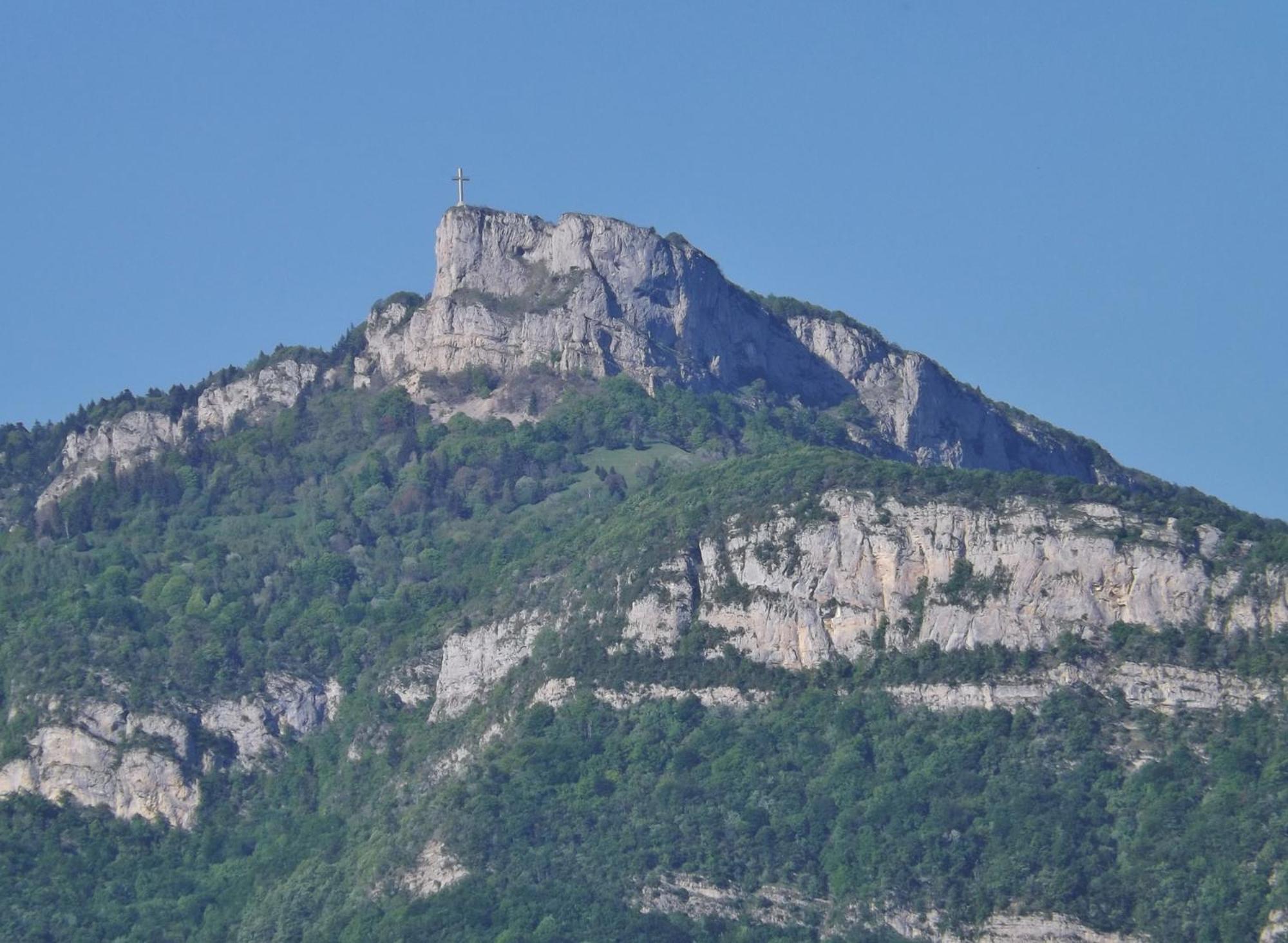 Superbe Appartement - Parking Gratuit - 4 Personnes Chambéry Exteriör bild