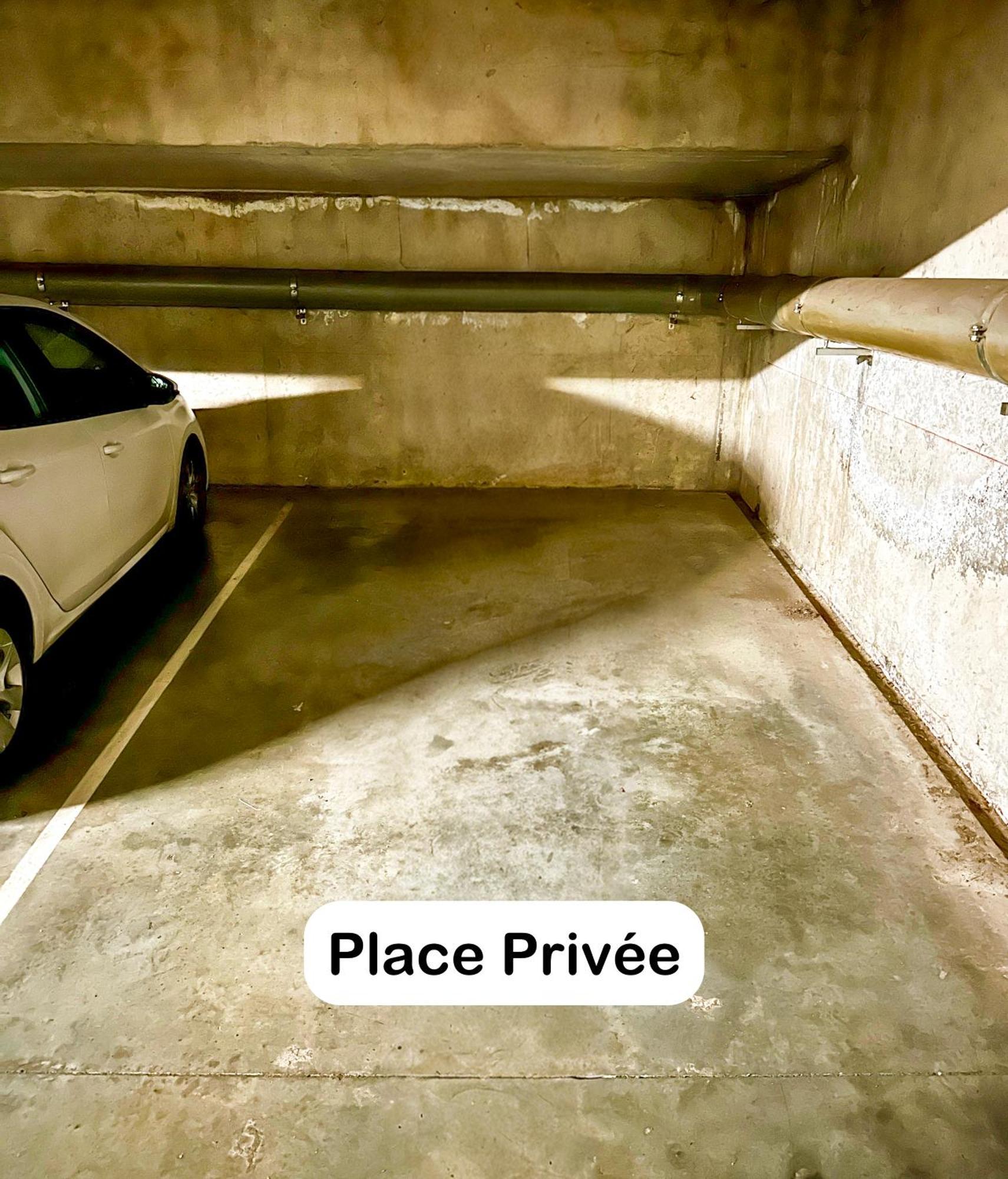 Superbe Appartement - Parking Gratuit - 4 Personnes Chambéry Exteriör bild